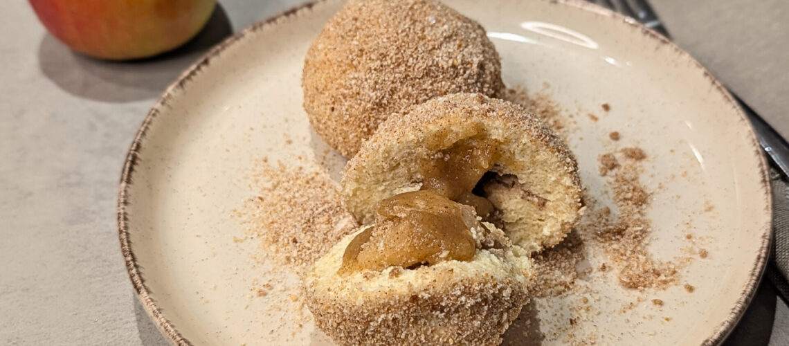 Quarkknödel „Apfelstrudel Style“