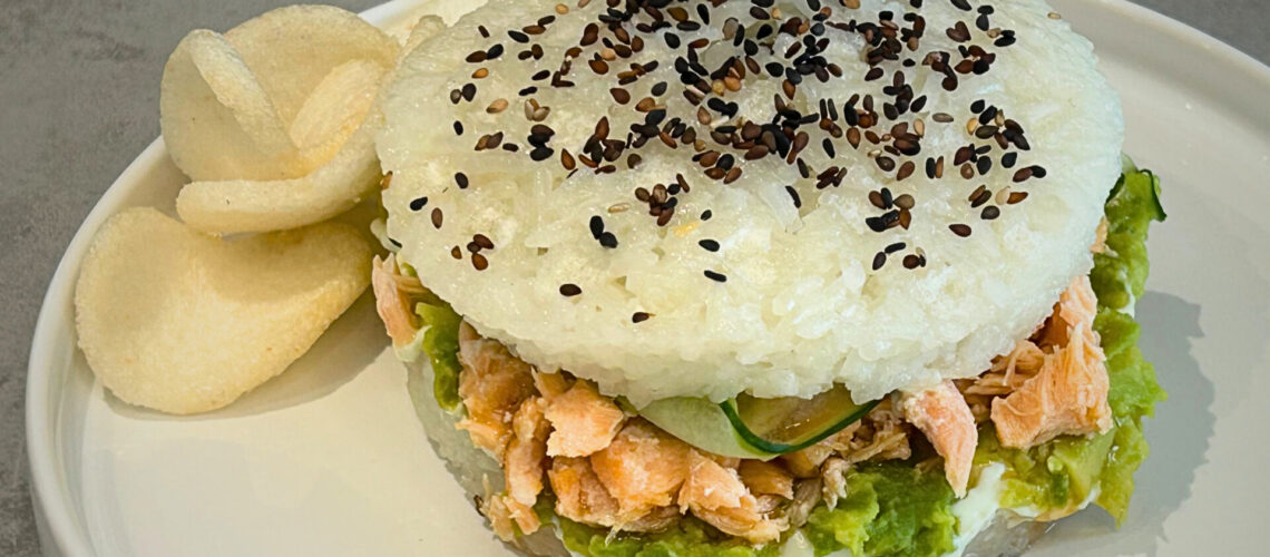 Sushi Burger mit Pulled Lachs